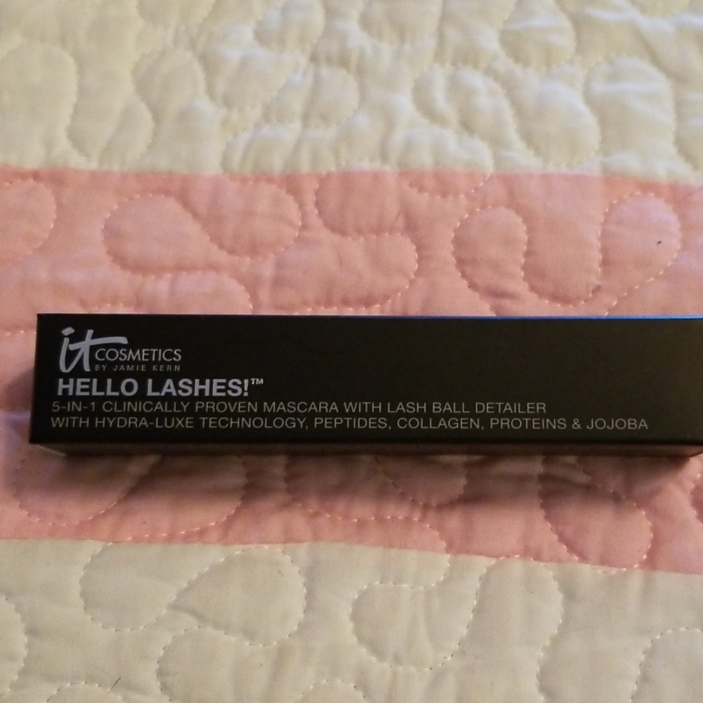 IT COSMETICS HELLO LASHES MASCARA